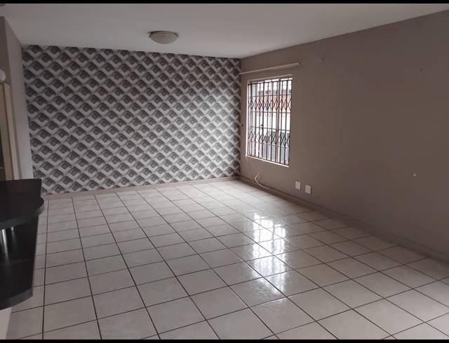 3 BEDROOM HOUSE FOR SALE IN BERGSIG